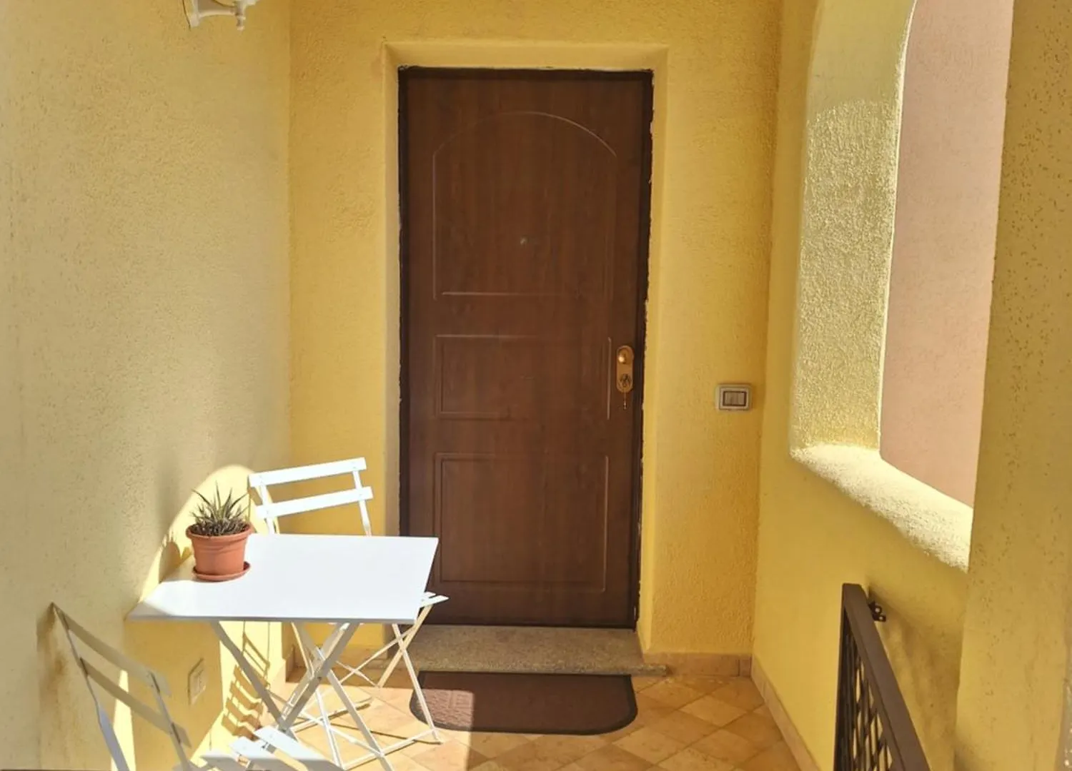 Loiri Porto San PaoloAttico Anais公寓 意大利